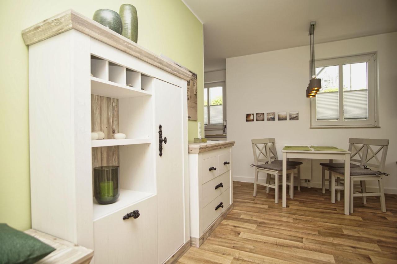 Terrasse, Gratis Nutzung Vom Ahoi Erlebnisbad Und Sauna In Sellin - Villa Karola Fewo 02 Герен Екстер'єр фото