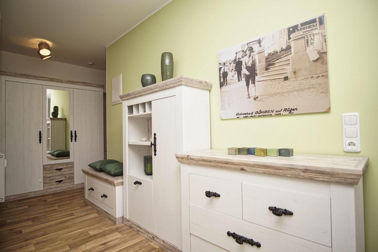 Terrasse, Gratis Nutzung Vom Ahoi Erlebnisbad Und Sauna In Sellin - Villa Karola Fewo 02 Герен Екстер'єр фото